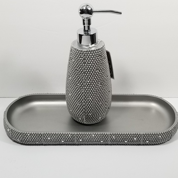 Caro Bathroom Soap Dispenser and Tray Silver NWT - Picture 4 of 7